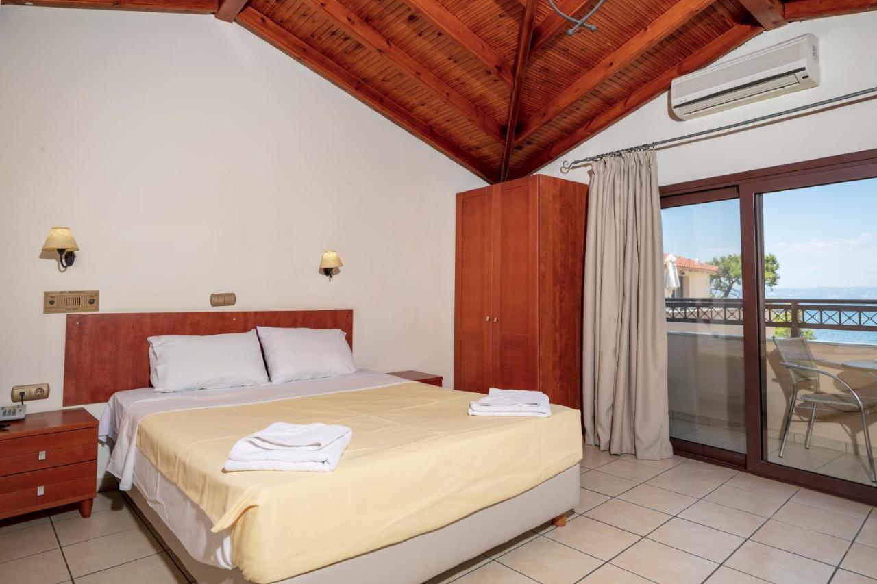 Mediterranean Beach Hotel Skala Rachoni  Dış mekan fotoğraf